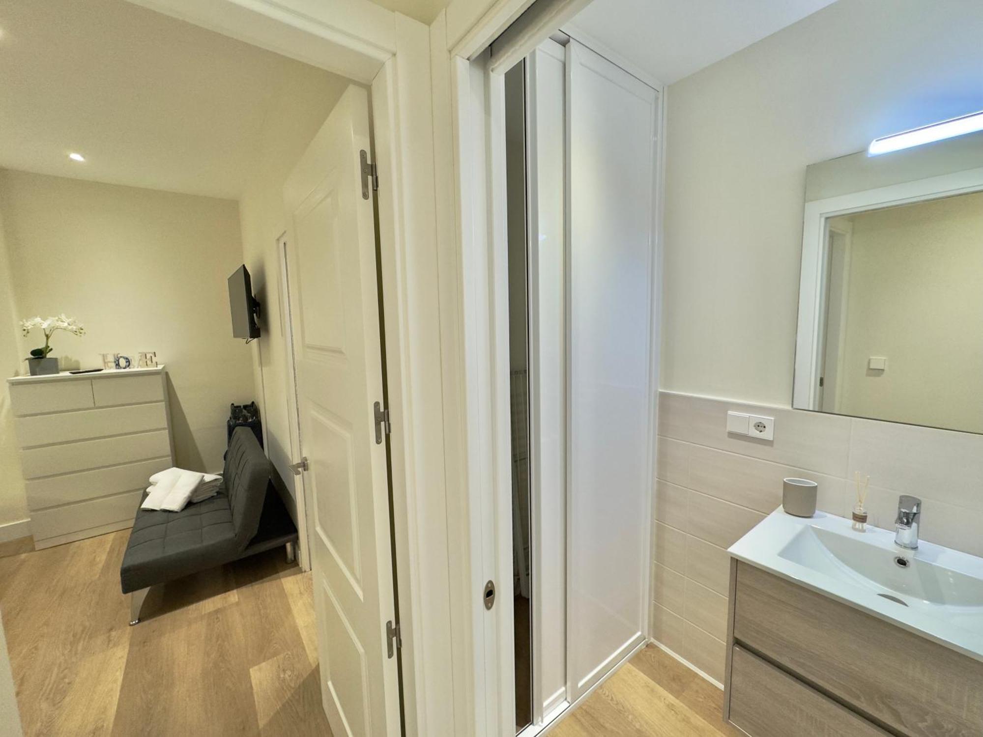 Aparthome Sanroman Apartment Sevilla